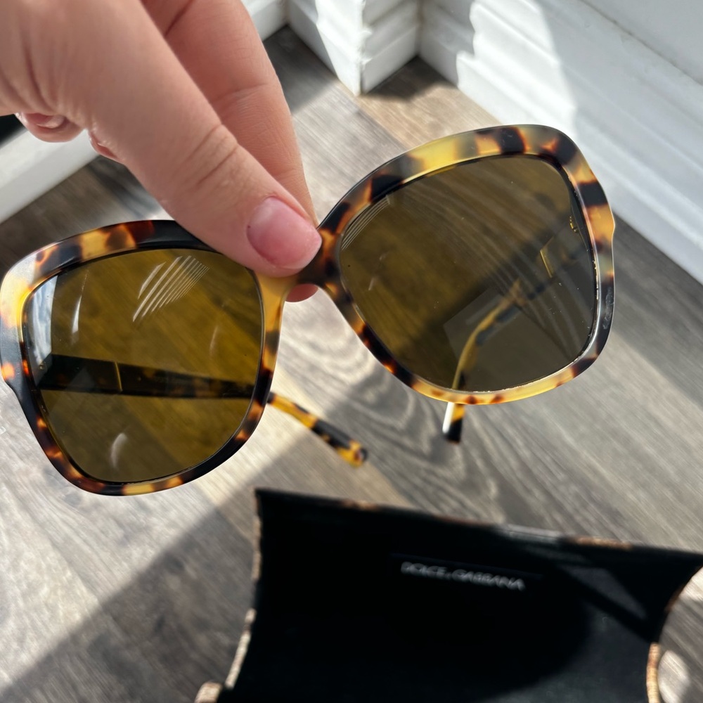 Authentic DOLCE AND GABANNA sunglasses